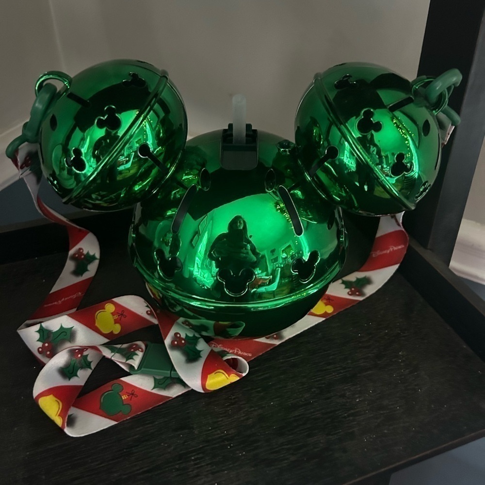 Disney Parks Christmas green ornament Mickey head sipper